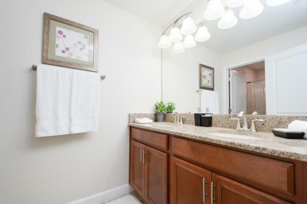 Pleasant House In Storey Lake Near Disney Kissimmee Extérieur photo