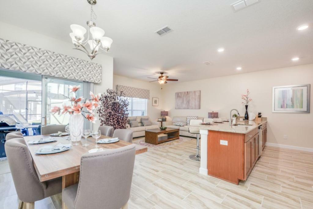 Pleasant House In Storey Lake Near Disney Kissimmee Extérieur photo