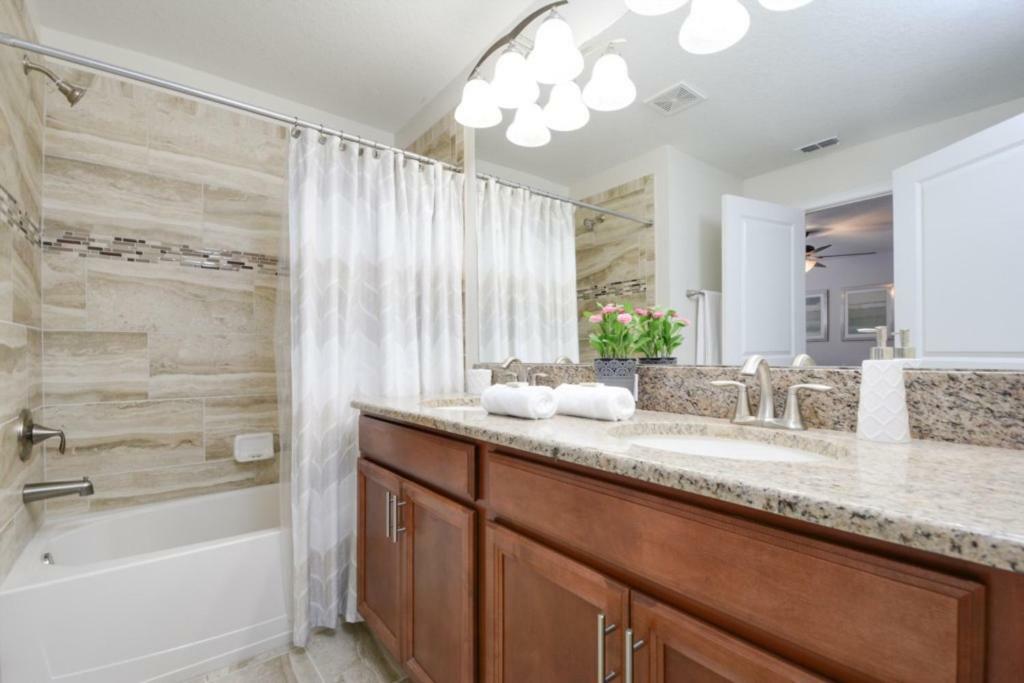 Pleasant House In Storey Lake Near Disney Kissimmee Extérieur photo